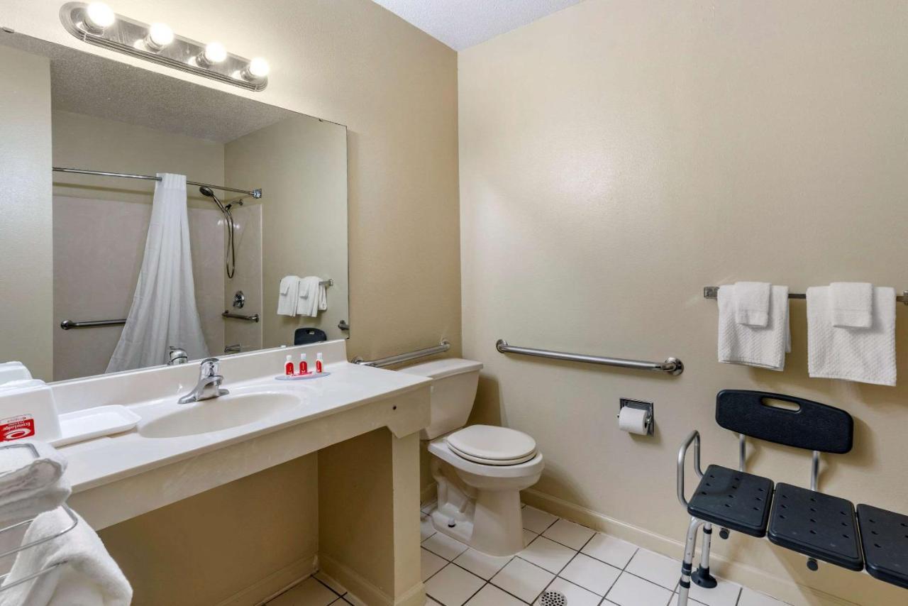 Econo Lodge Inn & Suites Granite City Buitenkant foto