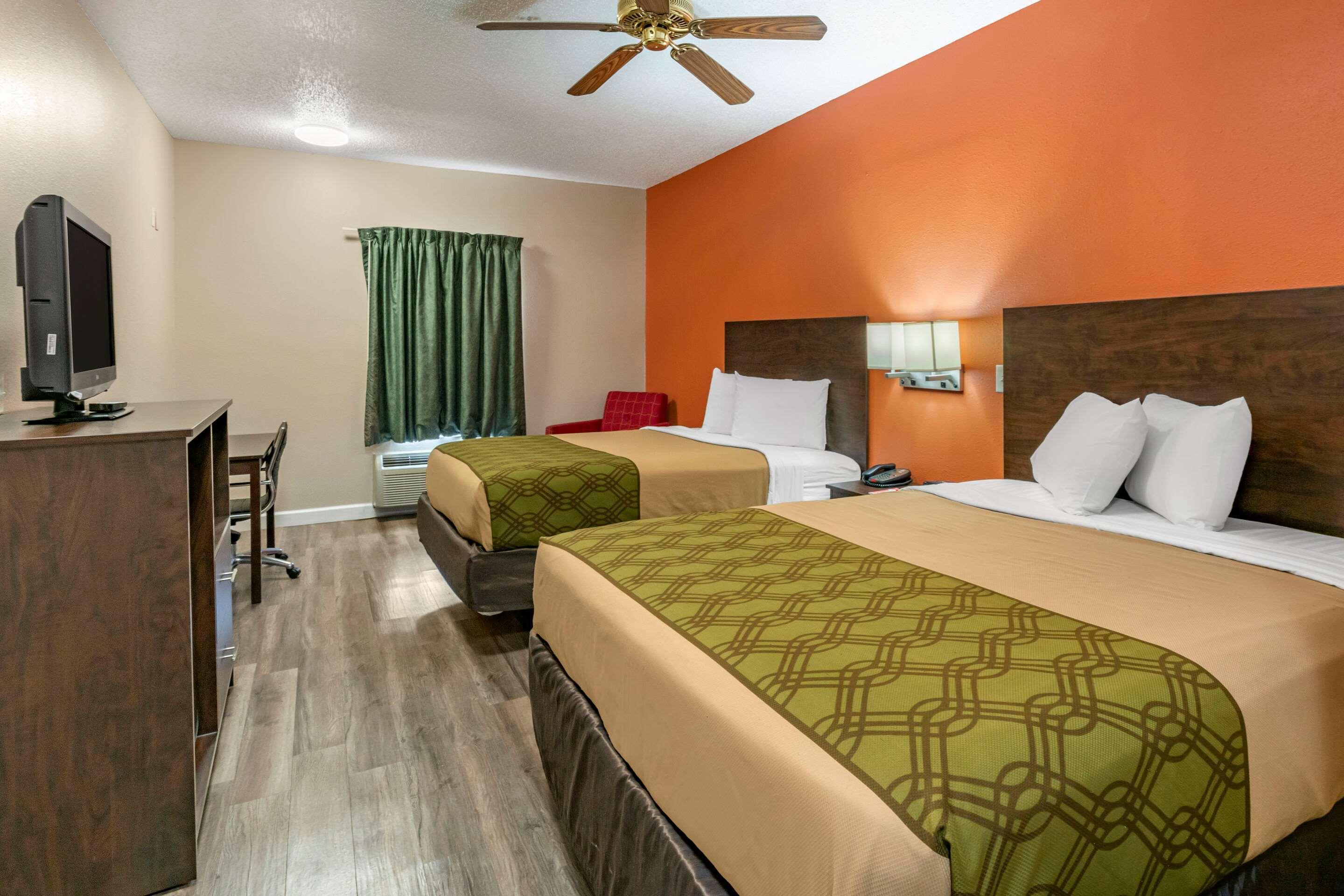 Econo Lodge Inn & Suites Granite City Buitenkant foto